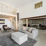 Villa Montd'or Azenha - By Rowdhouses Pacos de Gaiolo