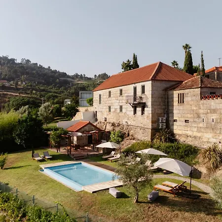 Villa Montd'or Azenha - By Rowdhouses Pacos de Gaiolo