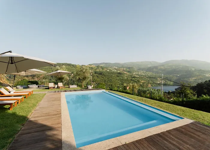 Montd'or Azenha - By Rowdhouses * Pacos de Gaiolo