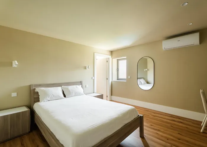 Montd'or Azenha - By Rowdhouses Villa *