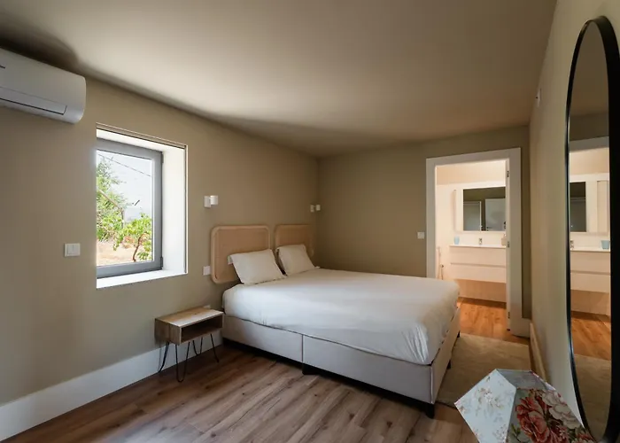 Villa Montd'or Azenha - By Rowdhouses *