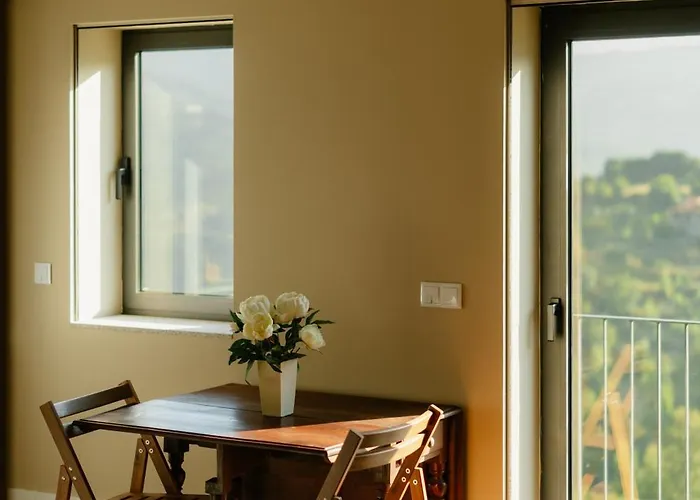 Villa Montd'or Azenha - By Rowdhouses Pacos de Gaiolo