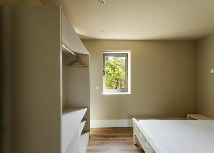 Montd'or Azenha - By Rowdhouses *